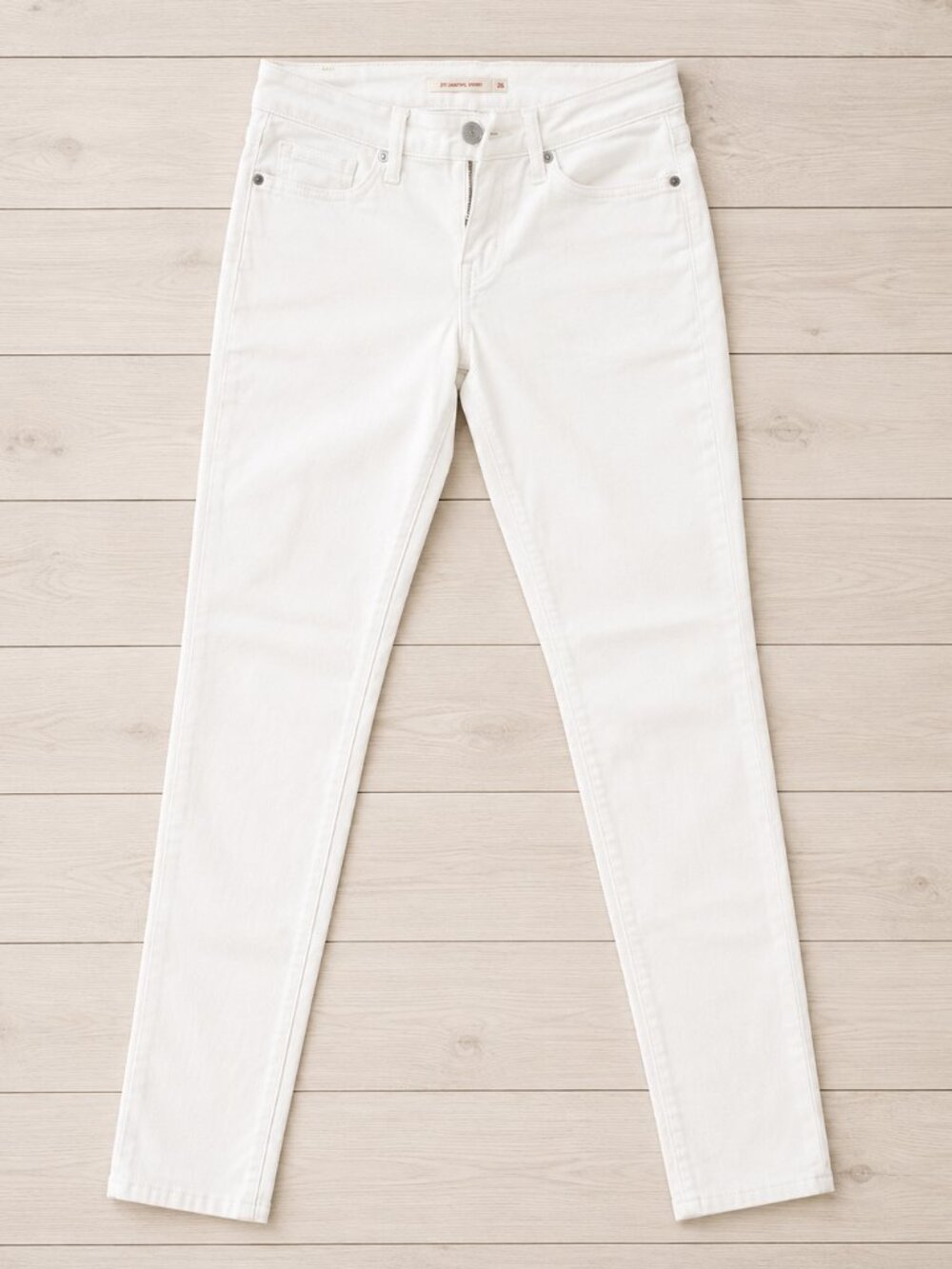 Levi’s 311 Shaping Skinny White Jeans Size 26